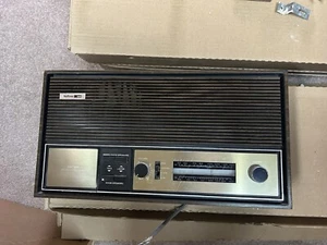 NuTone Vintage 70er/80er Jahre Hausradio Gegensprechanlage Audioanlage Holz - Bild 1 von 12