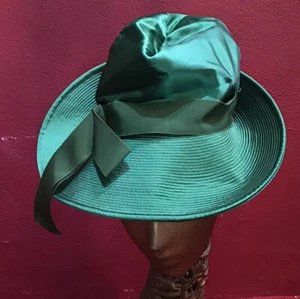 Vintage 50s 60s Emerald Green Satin Hat Bucket Mr John Jr Satin Silk Slouch 70s - Picture 1 of 8