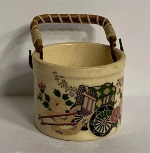 Vintage Satsuma Miniature Bucket. Made In Japan - Imagen 1 de 2