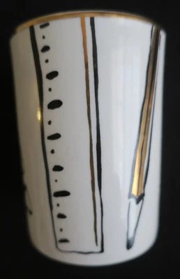 Kate Spade Daisy Place ceramic Pencil Holder 3 1/8" D / 4 1/8" H - Image 1 of 4