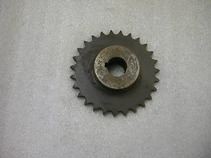 PIÑÓN DE CADENA DE RODILLOS MARRÓN 60B27 #60 CADENA 27 DIENTES DIÁMETRO 1-7/16 CON LLAVE - Imagen 1 de 3