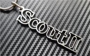 SCOUT 2 keyring INTERNATIONAL SVU 4X4 HARVESTER CUSTOM TRUCK PICK UP - Picture 1 of 8