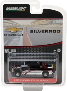 Greenlight 1/64 2015 Chevy Silverado IN Nero Con Sicurezza Equipment Camion Bed - Foto 1 di 1