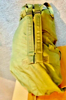 36" Army Style Duffel bag GREEN Hunting Bag,Tactical/Travel-Top Load Opening - Image 1 of 4