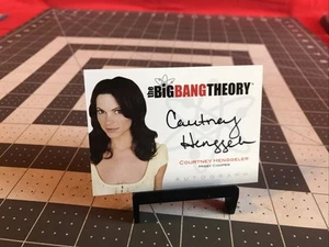 2012 Cryptozoic Big Bang Theory Courtney Henggeler Authentic Autograph Card - Picture 1 of 4