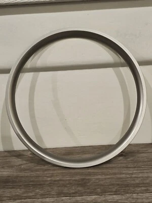 Solo moldura de woofer Paradigm PDR-10 v.4 Foto 1 de 2