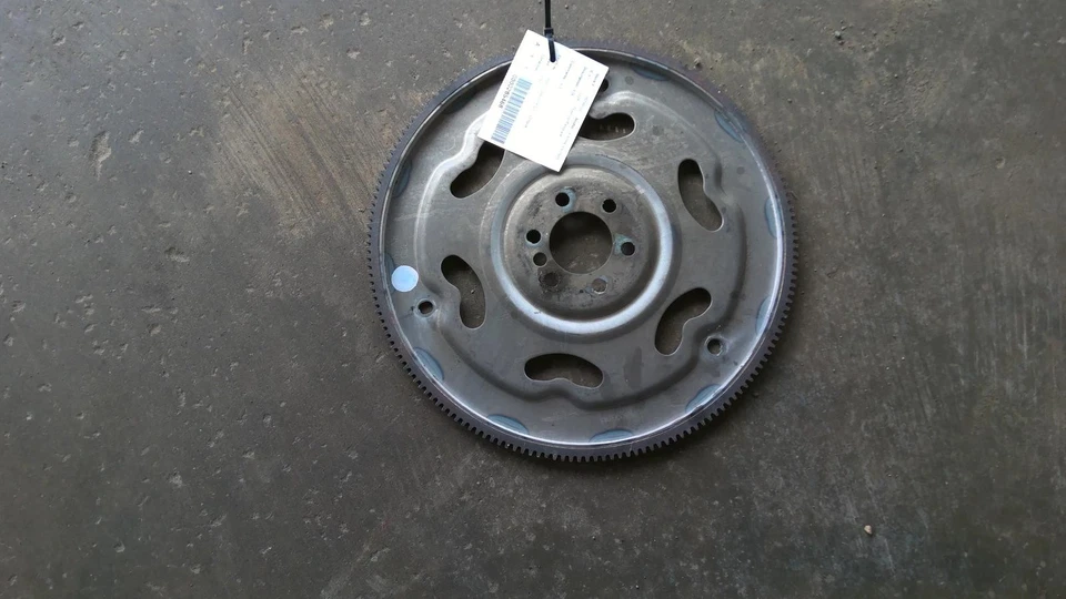 Placa flexible de transmisión automática usada para: camioneta Chevrolet Express 3500 2020 AT 6 Foto 1 de 4