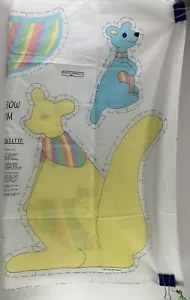 Pannello tessuto peluche canguro mamma e bambino Roo taglio e cucito pastello camera arcobaleno - Foto 1 di 4