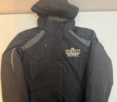 Chaqueta Abrigo Mujer Mediano Grande Medio Medio Medio Medio Medio Medio Al Mediodía Kickoff Staff Capucha y Forro NCAA Foto 1 de 4