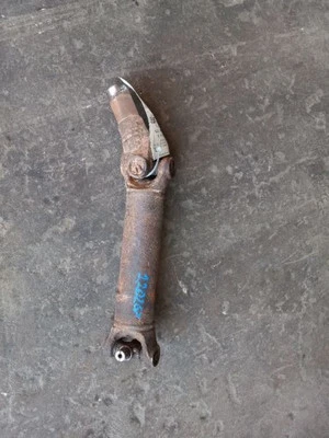 Rear Drive Shaft 4.0L New Process 231 Transfer Case 97-06 JEEP WRANGLER 52098784 - Image 1 of 4