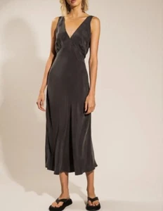 Nudelucy V-Neck Midi Dress Sleeveless Grey Charcoal Size Medium - Bild 1 von 10