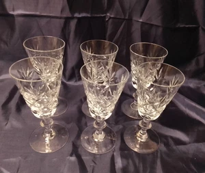 Set of 6 Beautiful Cut Lead Crystal Wine Glasses ~ Excellent Condition - Picture 1 of 5