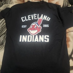Retro Cleveland Indians Tshirt Black Est 1915 - Picture 1 of 9