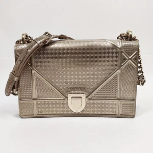 Christian Dior Shoulder Bag Gold Patent leather 2877607 - Imagen 1 de 11