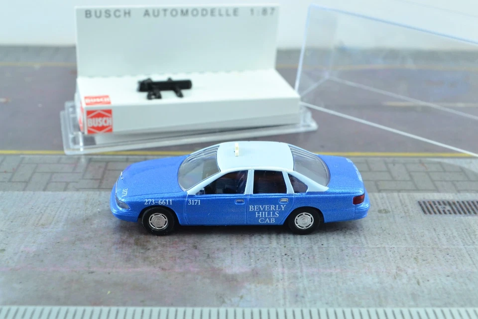 Busch HO Scale US Taxi Beverly Hills CAB Chevy Caprice Classic Item 47616 S3