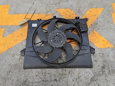 MERCEDES-BENZ R CLASS R320 W251 ENGINE COOLING RADIATOR FAN 1645000493 - Image 1 of 4