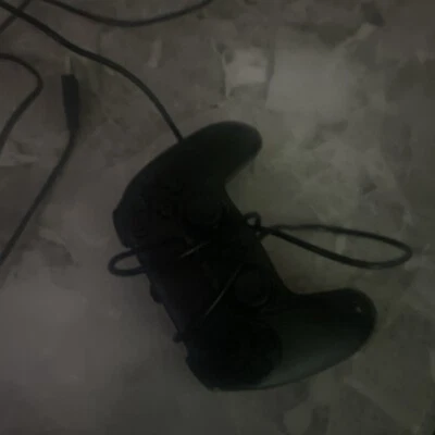 Gioteck VX4 PS4 Wireless Controller For PS4 PC - Black 9421075 R - Image 1 of 4