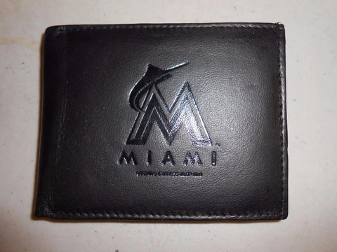 NEW MLB MIAMI MARLINS ADULT LEATHER BI-FOLD  WALLET 70PR Cover
