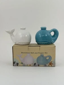 Set shaker sale e pepe in gres balena botte cracker blu e bianco - Foto 1 di 8