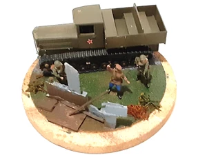 Trumpeter Models russian ww2 troop carrier and feald tractor diroma 172 sca - Picture 1 of 4