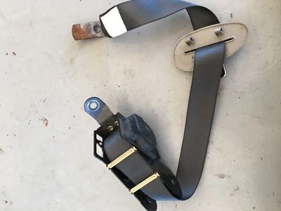 Cadillac STS 2005-2011 retractor de cinturón de seguridad trasero derecho OEM 25774167 Foto 1 de 4