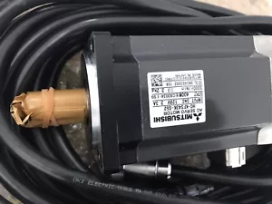 MITSUBISHI AC SERVOMOTORE HC-KFS43K-S52 NUOVO ORIGINALE SPEDIZIONE CELERE GRATUITA - Foto 1 di 2