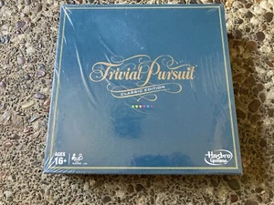Trivial Pursuit Board Game Classic Edition Hasbro Gaming 2016 - Brand New Sealed - Picture 1 of 2