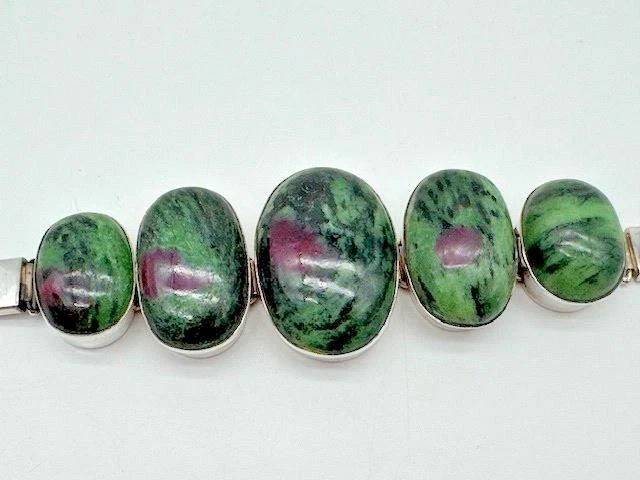 Vintage Ladies Natural Ruby in Zoisite & Sterling Silver 925 Bracelet - Image 1 of 4