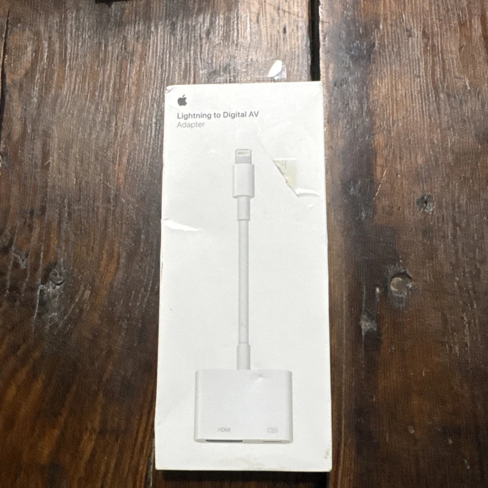 Genuine Apple OEM Lightning Digital AV Adapter  MD826AM/A  New In Box - Image 1 of 3