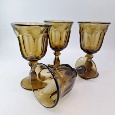Juego de 4 copas de jugo Imperial Glass Old Williamsburg marrón nuez 4 oz Foto 1 de 4