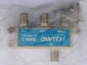 3-WAY CABLE TV ANTENNA POWER PASSING SPLITTER 5 - 1002 MHz - Picture 1 of 1