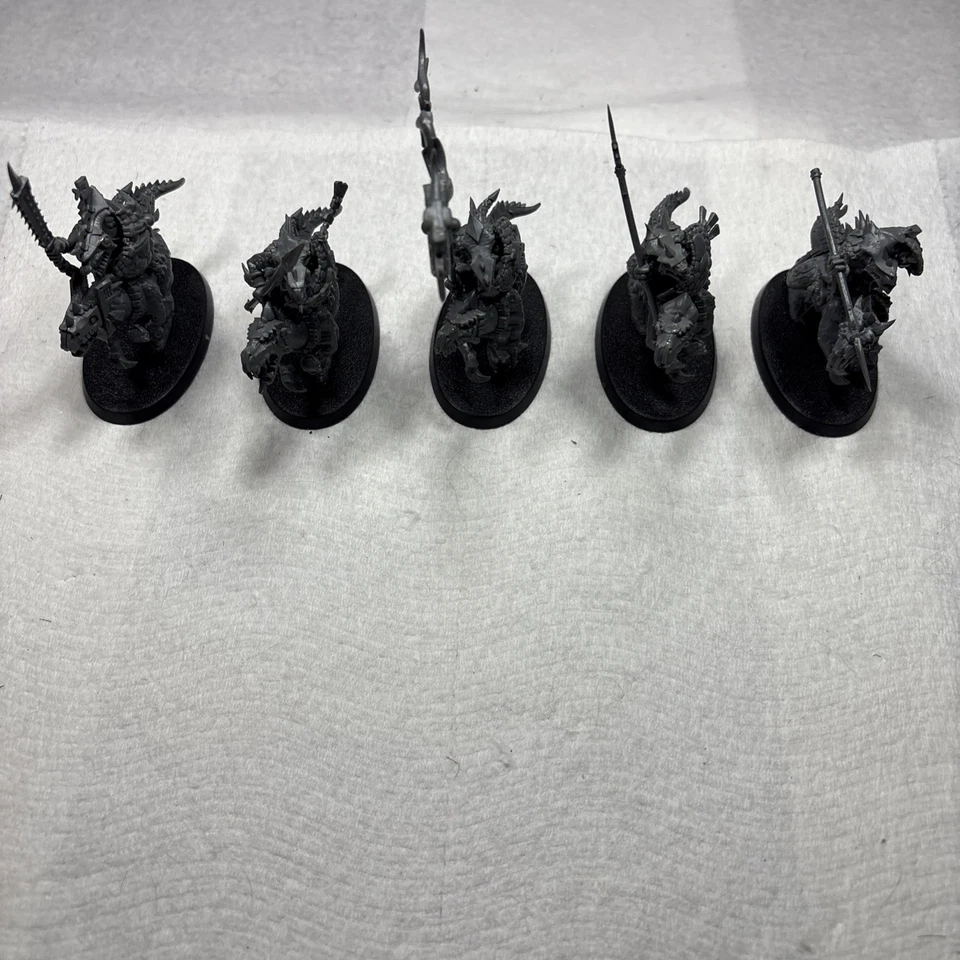 Caballeros Saurus x5 Seraphon Hombres Lagarto Warhammer Age of Sigmar  Foto 1 de 4