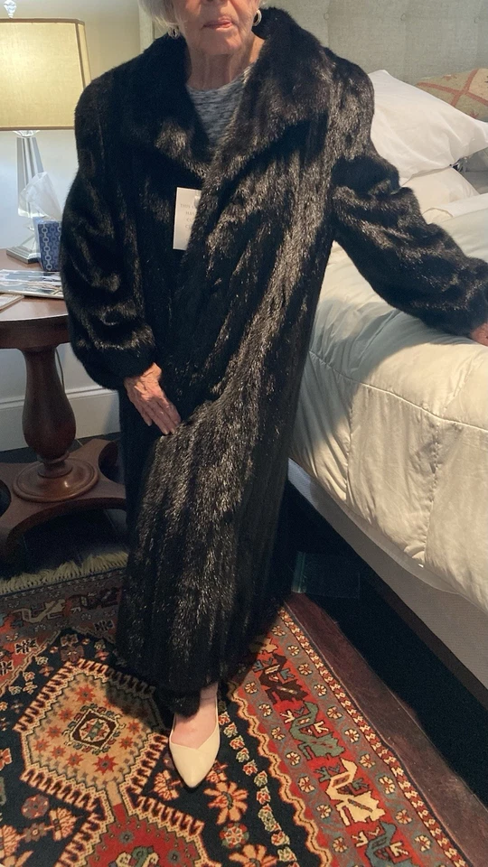 Black Canadian Mink Overcoat, Grosvenor For Harrods London - Image 1 of 4