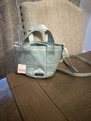 NUEVO CON ETIQUETAS ROSA Victoria's Secret Verde Como Nuevo Bandolera Bolso Cubo Cierre con Cordón Foto 1 de 4