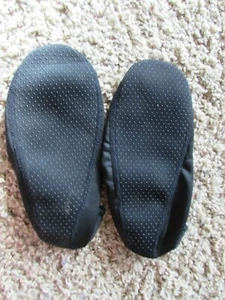 NEW/unused Neoprene Women's size 9 stretchy black slippers shoes 9" sole - Picture 1 of 4