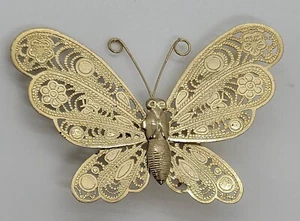 Vintage Butterfly Brooch Gold Toned Filigree Look Butterfly Pin Costume Jewelry - Picture 1 of 4