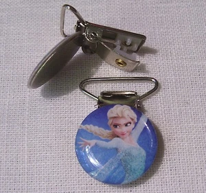 CLIP PINCE BRETELLE, CROCODILE, ATTACHE TÉTINE - ELSA REINE des NEIGE - C26 - Picture 1 of 1