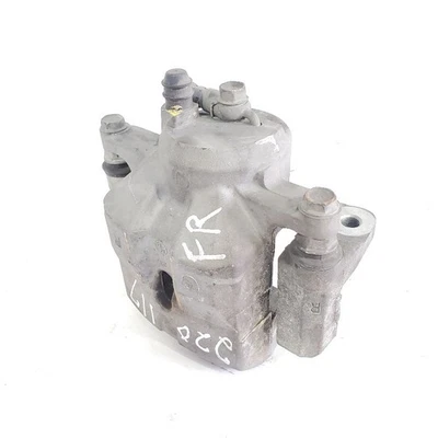 Pinza de freno delantera derecha OEM 2011 2012 2013 2014 2015 2016 2017 Lexus CT200H Foto 1 de 4