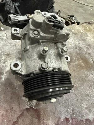 2017-19 Subaru Impreza A/c Compressor Used OEM 54k Miles - Image 1 of 3