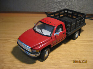 1/18  SCALE   DODGE RAM 3500 DUALLY STAKE TRUCK IN  RED / BLACK BY ANSON