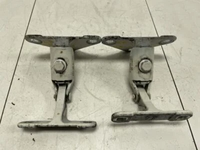 BMW X5 E70/FE43 2008 PORTÓN TRASERO IZQUIERDO Y DERECHO BISAGRA INFERIOR JUEGO SOPORTE FÁBRICA Foto 1 de 4