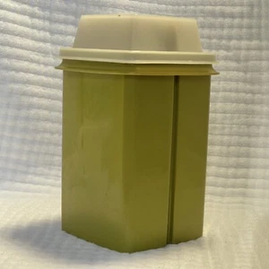 Vintage TUPPERWARE Avocado Green ~ Pickle/Olive/Pepper Keeper Holder 1330 - Picture 1 of 7