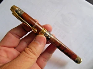 Dayacom / Alemania * Pluma Estilográfica M- Plumín * Tono Marrón / Dorado * Envío Gratis - Imagen 1 de 6