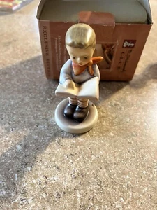 Goebel M I Hummel Club #2087/B club edition “ABC Honor Student”figurine 1999 - Picture 1 of 10