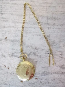 Men's NEW Stunning von Hattenlery Gold Tone Shield Quartz Pocket Watch - Picture 1 of 5