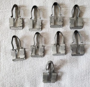 CHEVY 99-06' DASH BEZEL CLIPS (9) - USED/DECENT - Bild 1 von 15