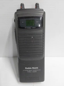 Radio Shack TRC-225 40 canali ricetrasmettitore CB WALKIE TALKIE si accende con scatola - Foto 1 di 6