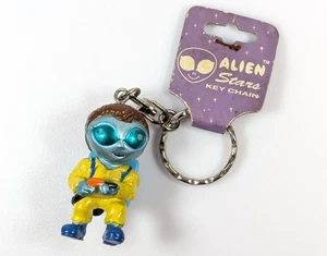 Vtg 1998 Fame Master Blue Alien Bubble Bath PVC Figure Keychain 1990s Accessory - Picture 1 of 11