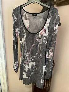 Bebe metallic Pink And Gray mini dress/long  Blouse  size Medium - Picture 1 of 5