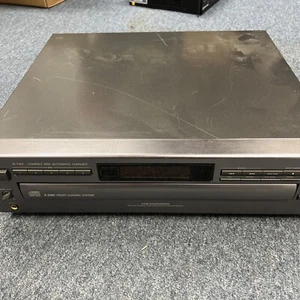 JVC XL-F207 Compact Disk Five 5 Disk Automatic Automatic CD Changer TESTED WORKS - Picture 1 of 8